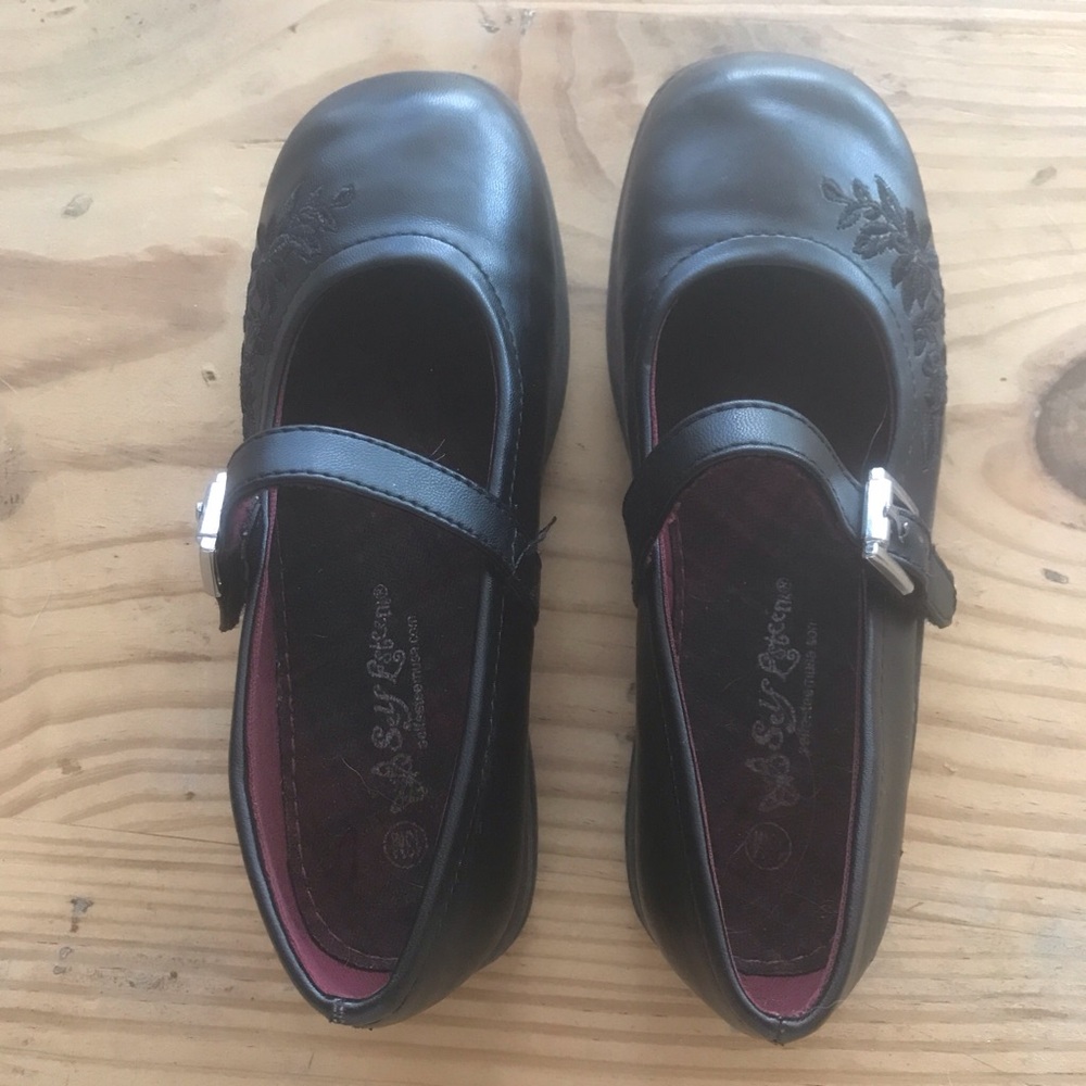 Self Esteem Black Kids Dress Shoes with Floral Embroidery